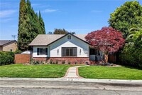 Building Photo - 4728 Sunfield Ave