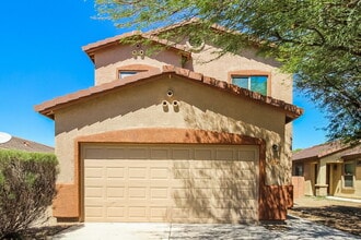 Building Photo - 4149 E Coolbrooke Dr