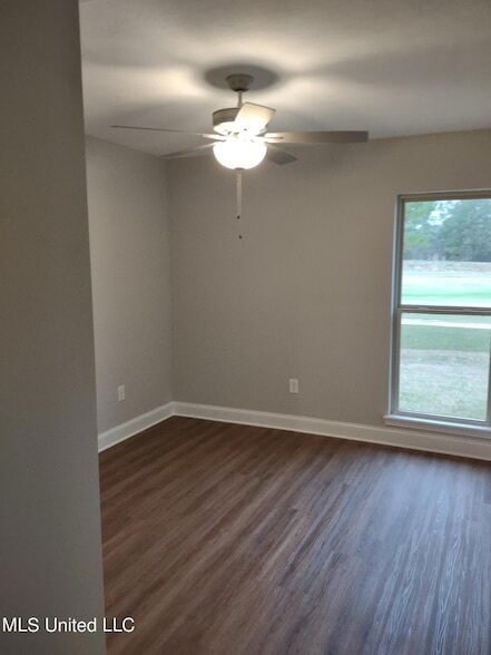 Building Photo - 620 Westfield Dr