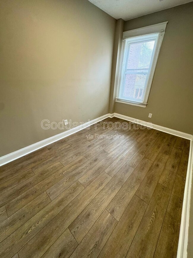 Building Photo - 2438 Druid Park Dr