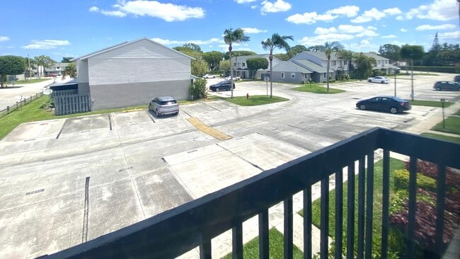 Building Photo - 4104 Inlet Cir