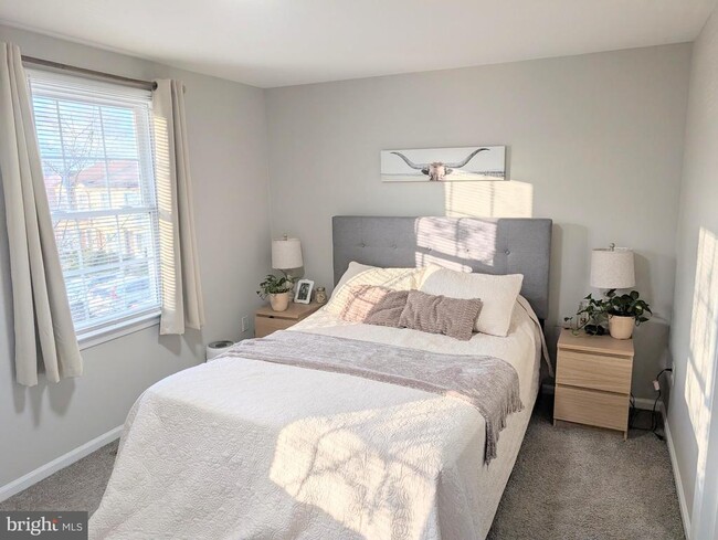 Building Photo - 14491 Black Horse Ct