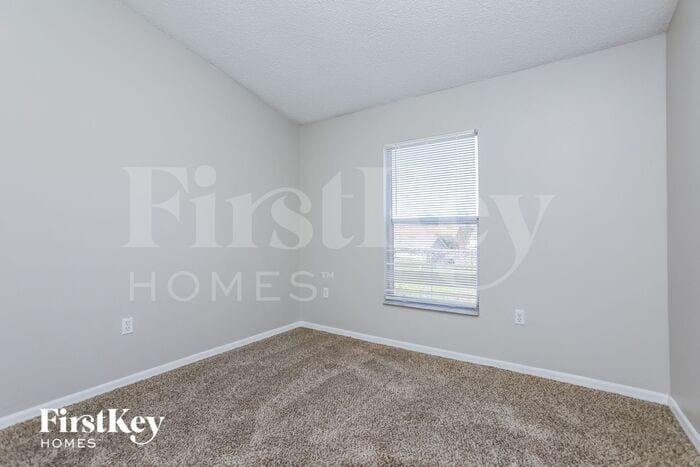 Building Photo - 6536 Viewpoint Ct