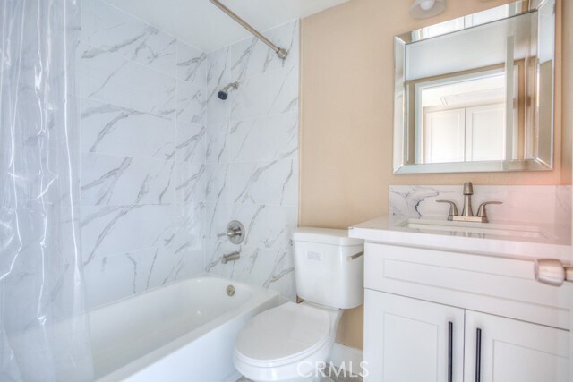 Building Photo - 313 S Almansor St