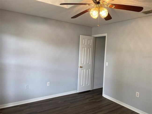 Building Photo - 2210 Nicollett Way