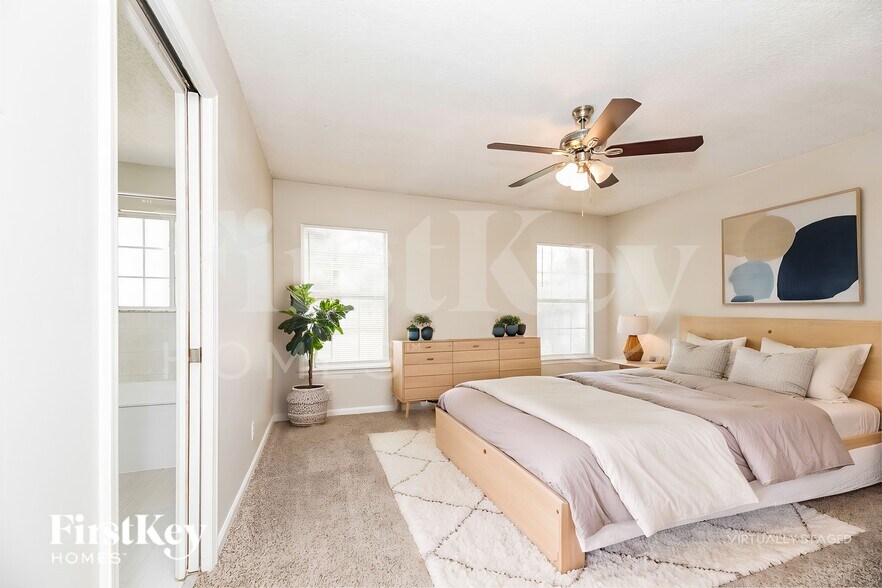 Building Photo - 12621 Ashmore Green Dr