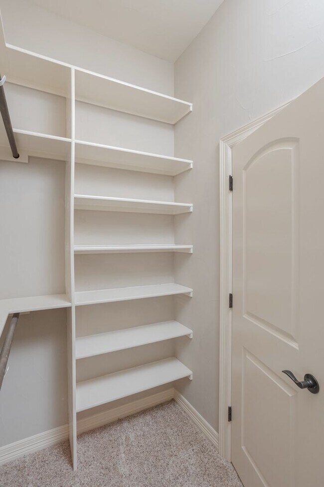 Building Photo - Home for Rent