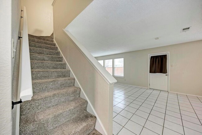 Building Photo - 12002 Bobcat Trail