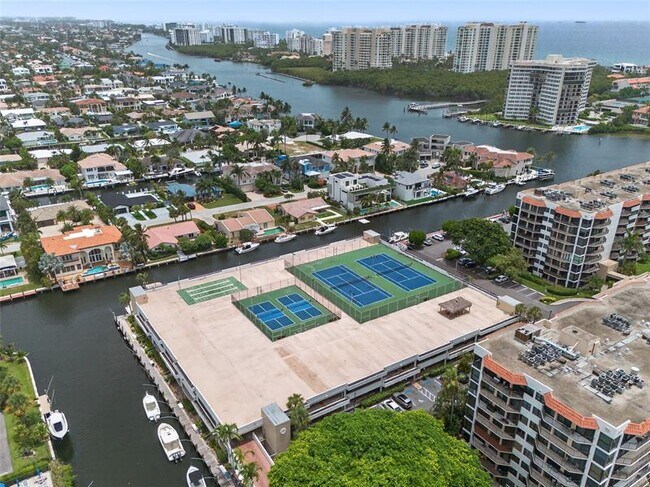 Building Photo - 800 Jeffery St