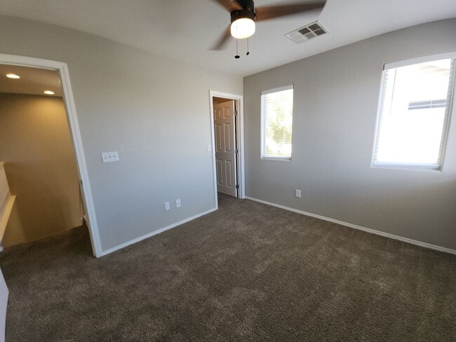 Building Photo - 8253 W Wildwood Glen Dr