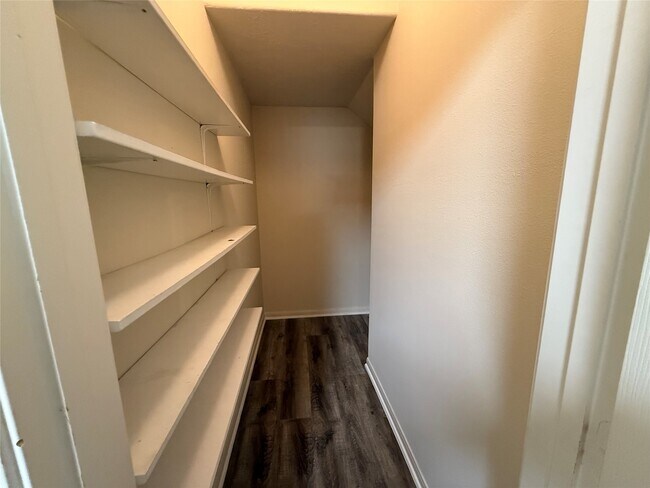 Building Photo - 4918 Comal River Loop