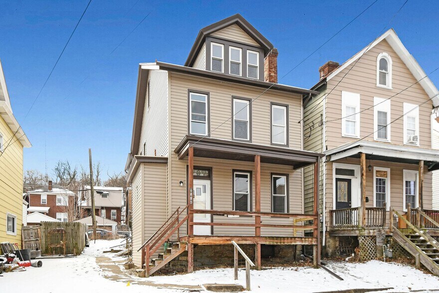 Building Photo - 855 Crucible St