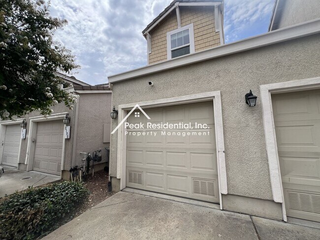 Building Photo - A Wonderful 3bd/2.5ba Natomas Home with Garage!