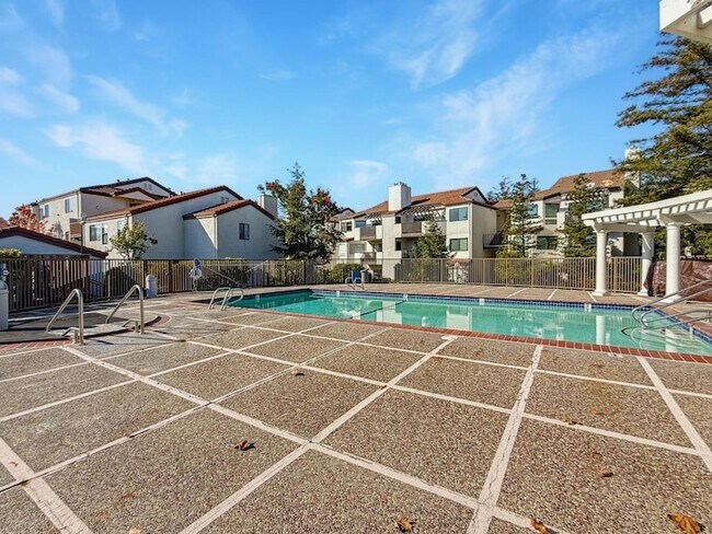 Building Photo - 21239 Gary Dr