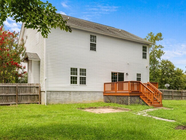 Building Photo - 156 Old Beechtree Ln