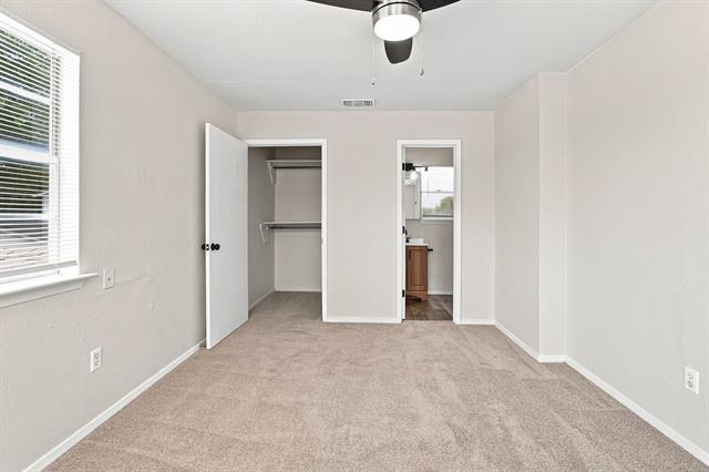Building Photo - 1833 Pelican Dr N