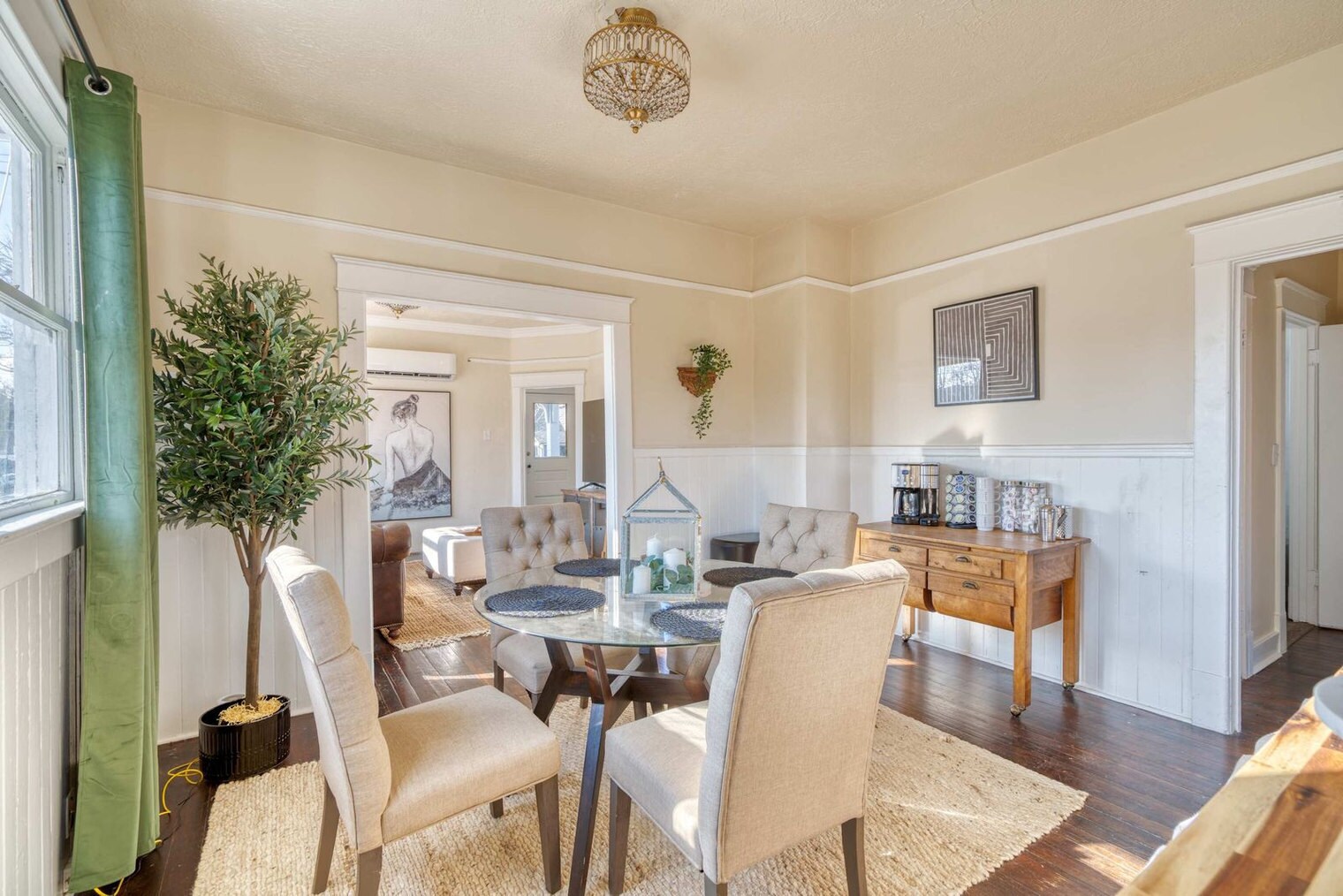 Building Photo - 502 NE 29th Ave