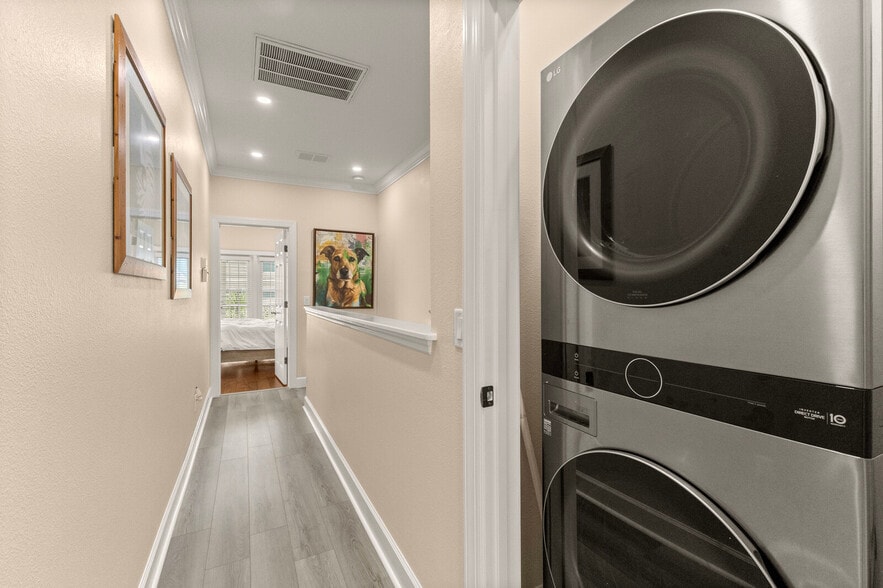 Building Photo - 11780 Anglers Club Dr