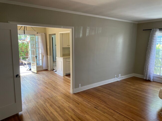 Building Photo - 1426 24th St