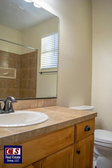 Building Photo - 388 N 3380 W