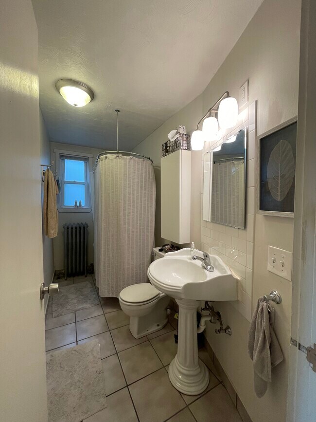 bathroom - 2429 Garfield Ave