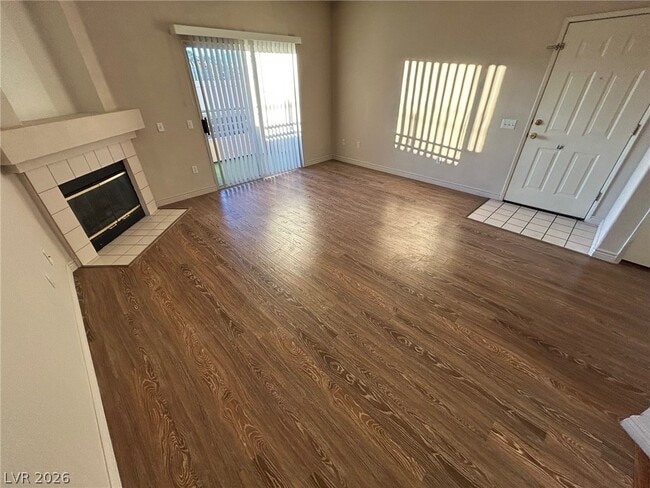 Building Photo - 5415 W Harmon Ave