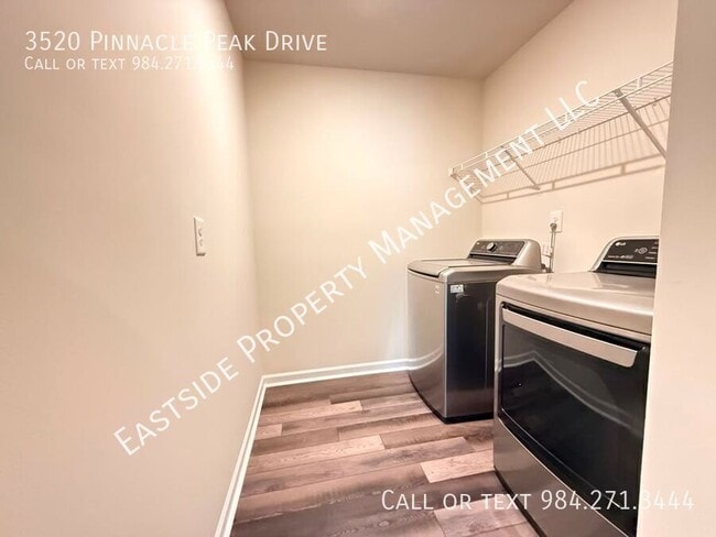 Building Photo - 3520 Pinnacle Peak Dr