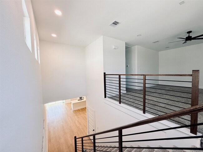 Building Photo - 16575 Oasis Glade Dr