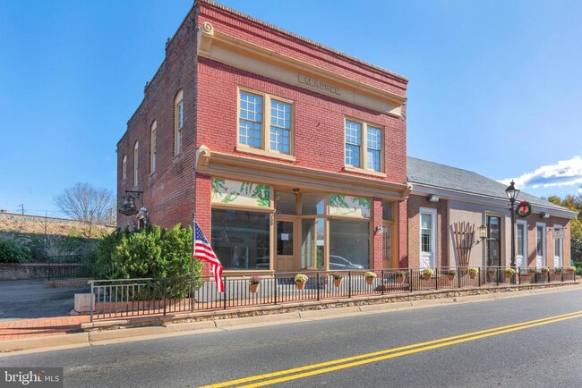 Building Photo - 11244 Blue Ridge Ct