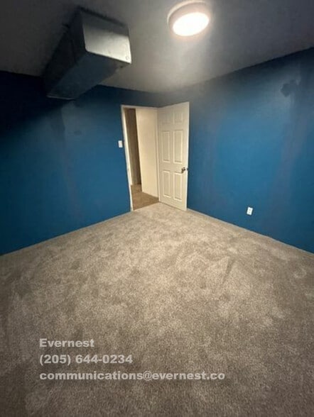 Building Photo - 1208 Green Dr