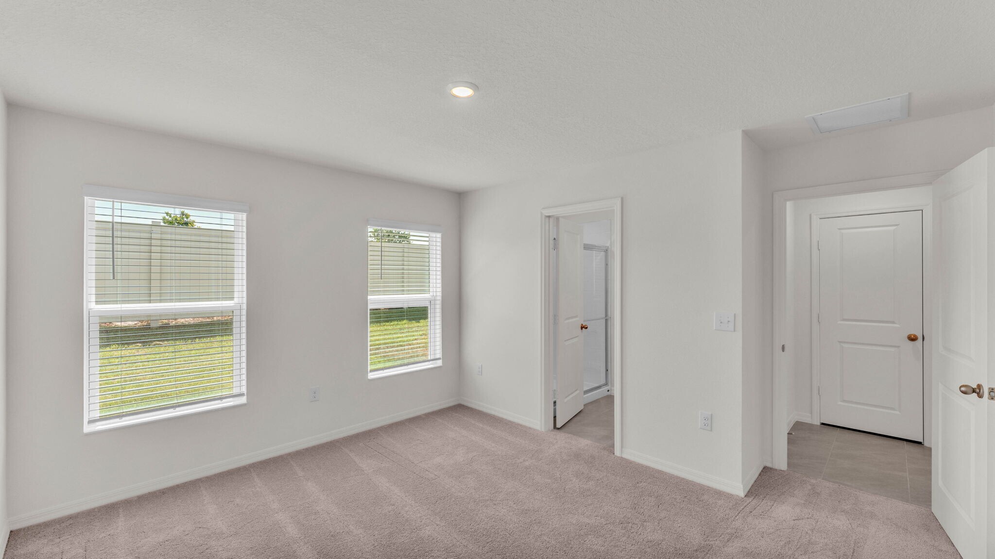 Building Photo - 219 Ash Way
