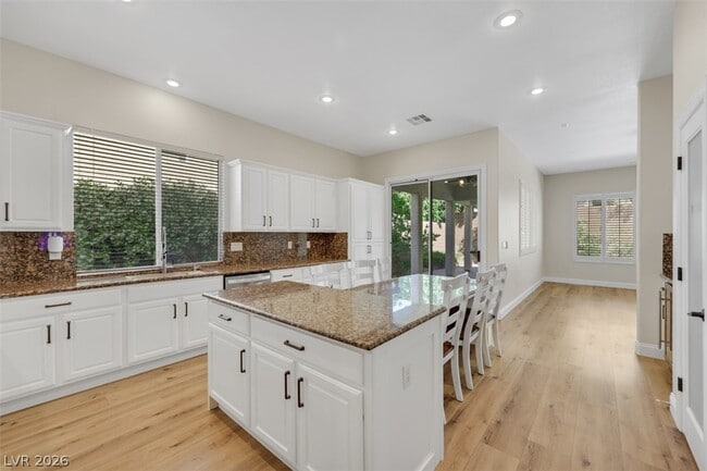 Building Photo - 9934 Wonderful Day Dr