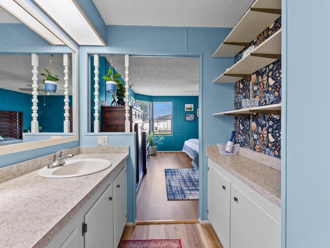 Building Photo - 2855 SW Monarch Trail