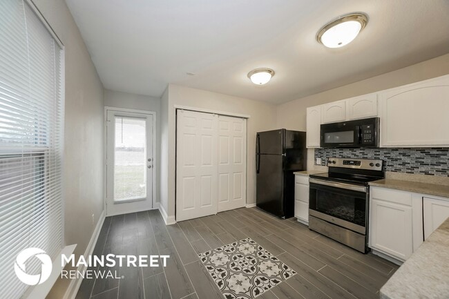 Building Photo - 8431 Sansa St