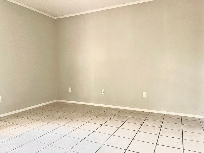 Bedroom - 4814 S Semoran Blvd