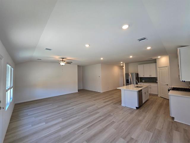 Building Photo - 5717 Rushing River Wy