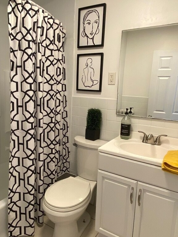 Building Photo - 9 Henry St