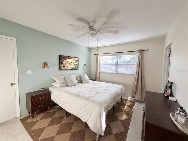 Building Photo - 5220 23rd Ave S