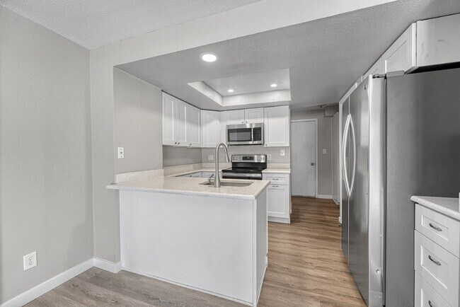 Building Photo - $2,535.95  - $300 OFF First Month's Rent - 4 Bedrooms, 2.5 Bathrooms, Single Family Home in Auror...