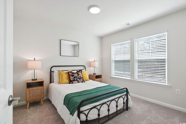 Building Photo - 300 Champion Boulevard Unit Ocean Drive