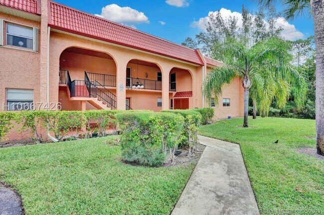 Primary Photo - 235 Lake Dora Dr