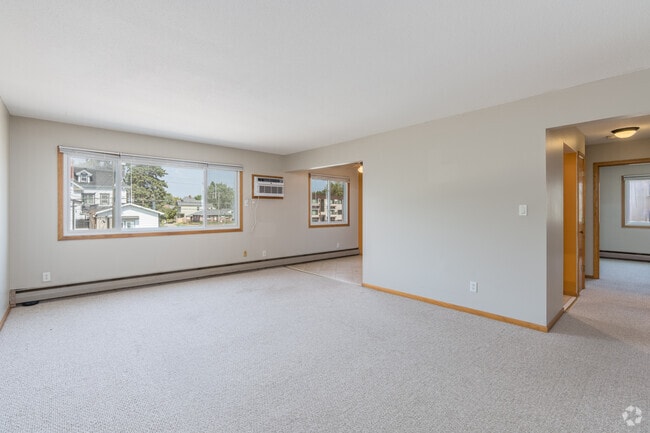 Living Room - Prior Marshall Apartments
