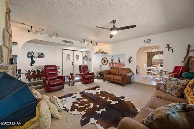 Primary Photo - 3191 Pintail Dr