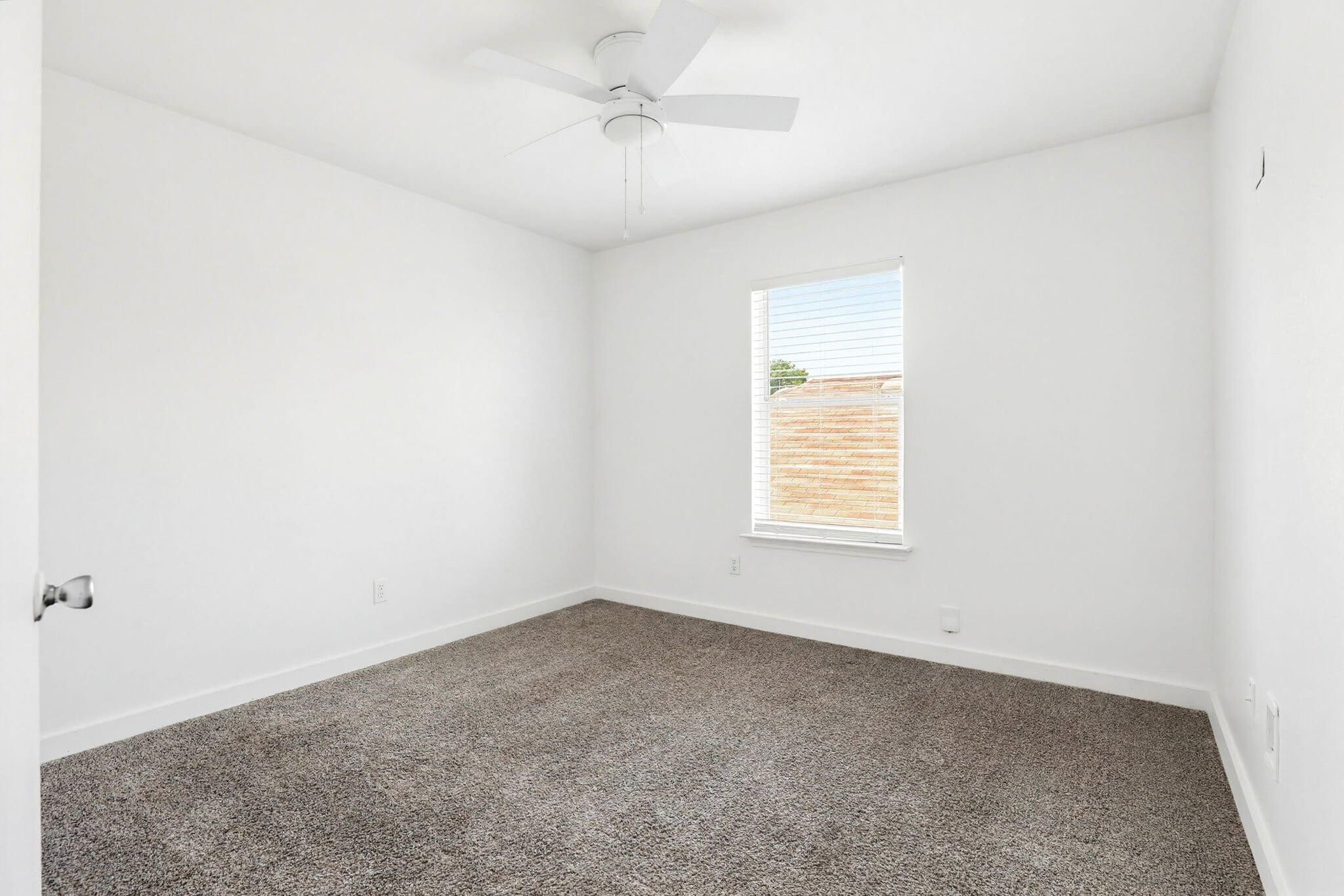 Building Photo - 9616 Kennebec Way