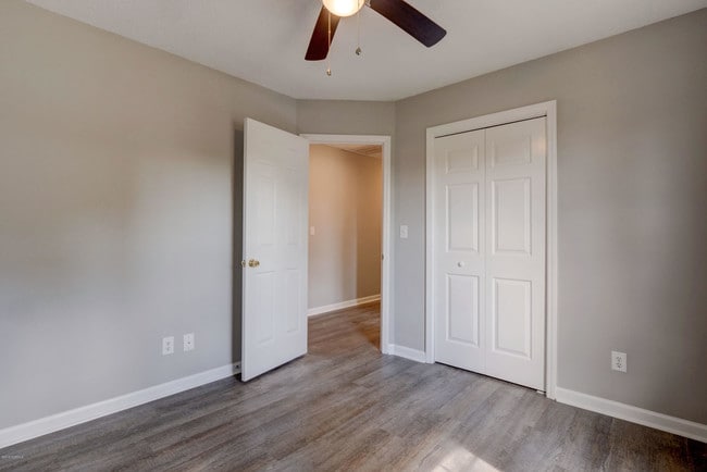 Building Photo - 1003 Windgate Dr