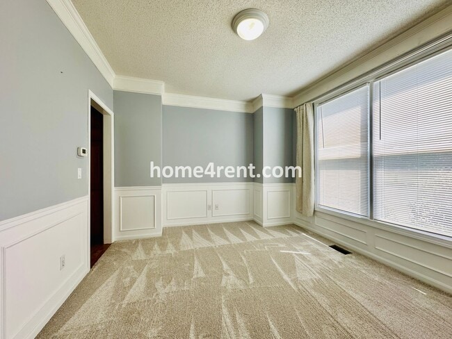 Building Photo - 8102 W 144th Pl