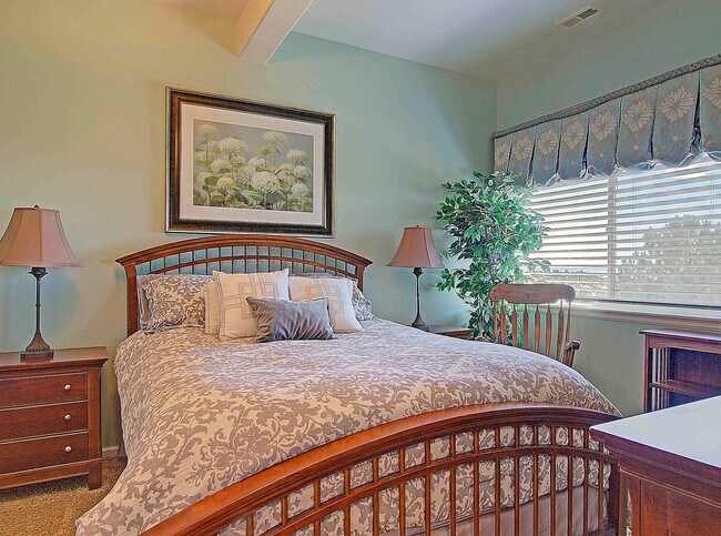 Building Photo - 7975 Ruststone Ct