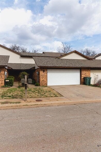Building Photo - 3804 Summer Cloud Dr