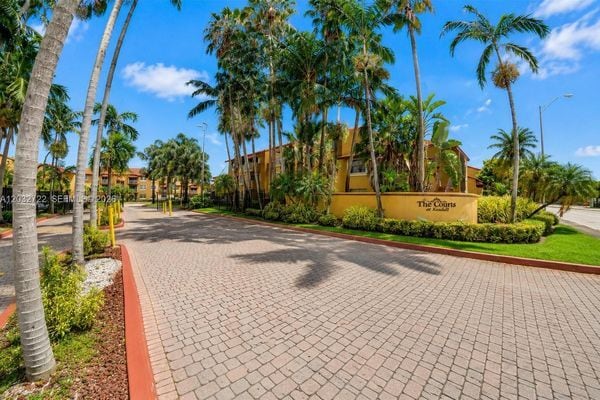 Building Photo - 15640 SW 80th St