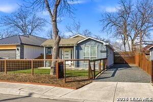 Building Photo - 227 E Baylor St